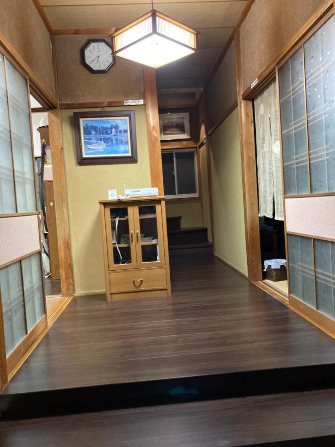 Guest House Hinode ทาคายาม่า ภายนอก รูปภาพ