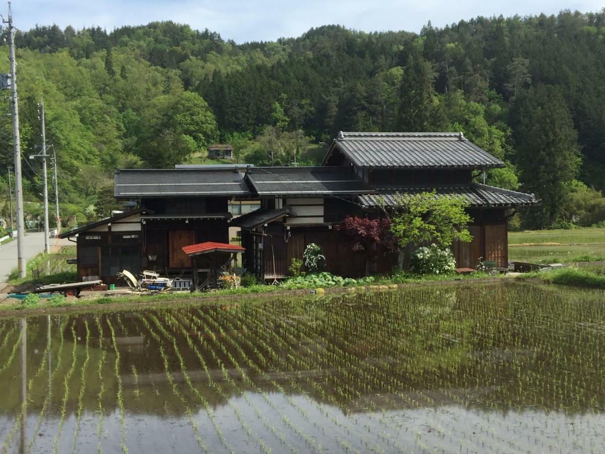 Guest House Hinode ทาคายาม่า ภายนอก รูปภาพ
